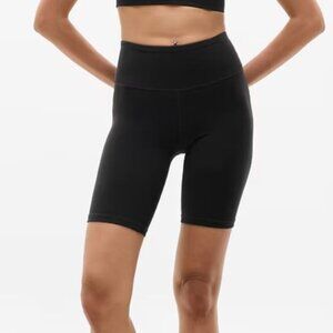 Athleta Ultra High Rise Elation 7" Short
